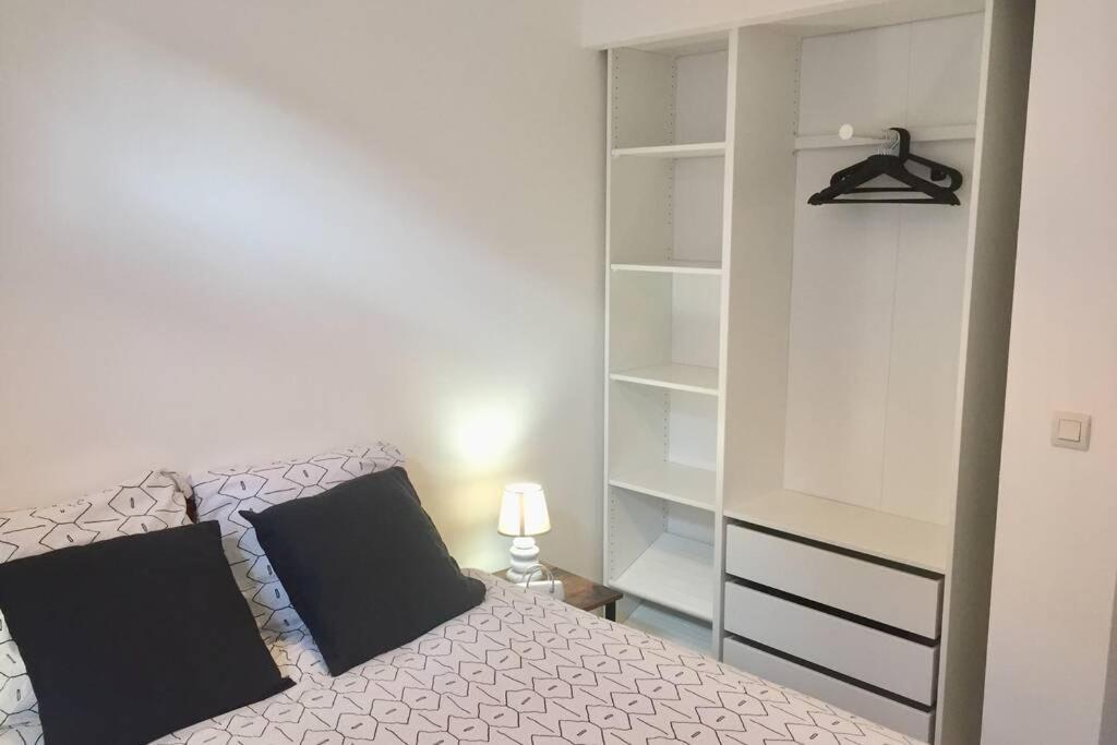 Le Montferrat - 65M2 - 2 Chambres - Rue De La Grotte - Hyper Centre Lourdes Exterior foto